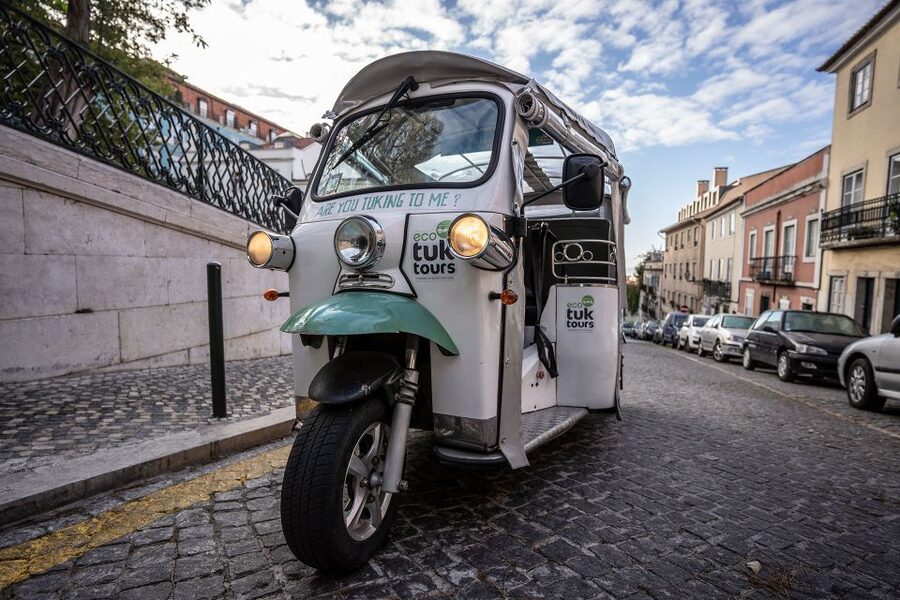 Lisbon: Guided Tuk-Tuk Tour Along the Historic Tram Line 28 - Following Tram 28 through old Lisbon