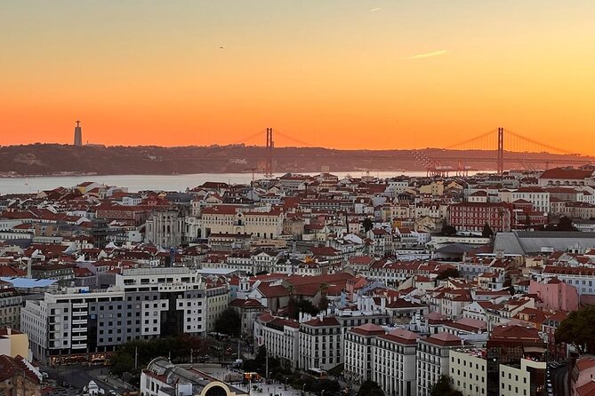 Lisbon: Historic City Tour by Tuk-Tuk - Key things to know before booking