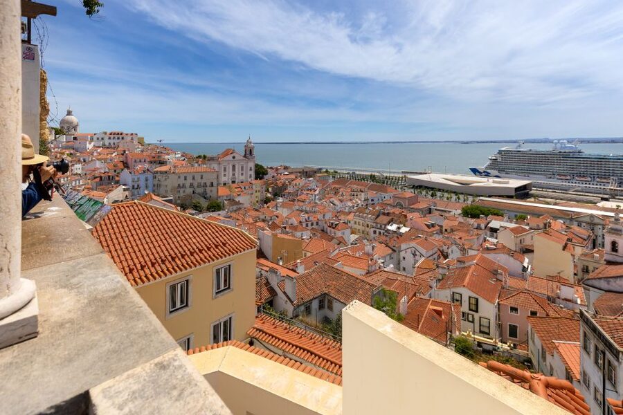 Lisbon: History, Stories and Lifestyle Walking Tour - São Roque reveals Lisbon’s decorative side