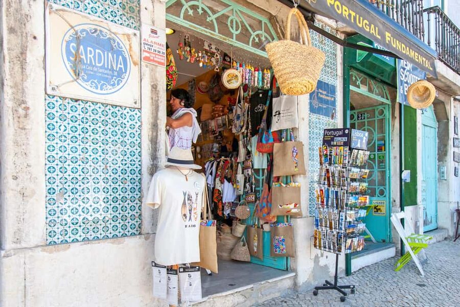Lisbon: Jewish History Private Tour - Rossio and the 1506 Jewish Massacre Memorial