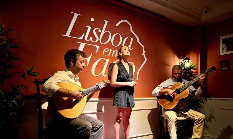 Lisbon: Live Fado Show with Port Wine in Historic Center - Key points to know before you book