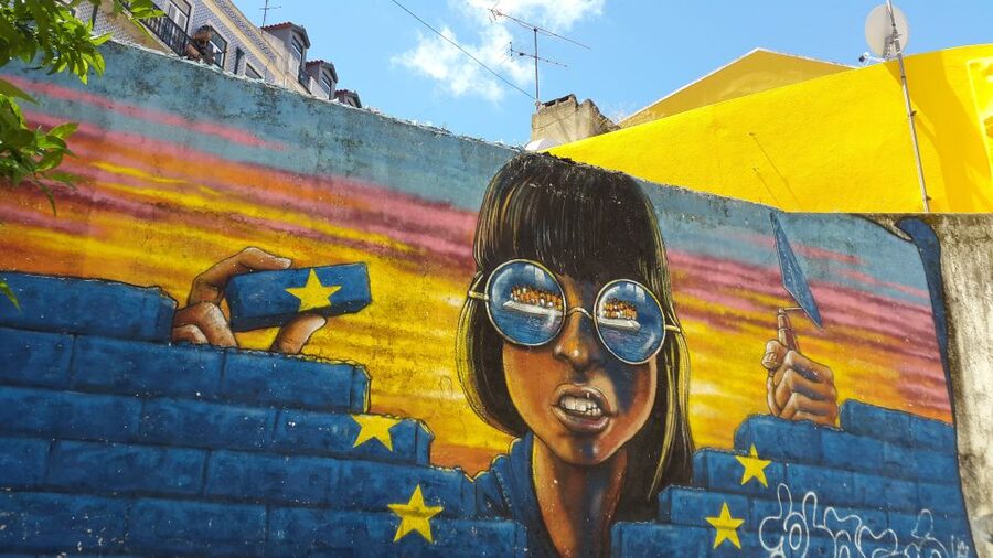 Lisbon: Street Art and Historical Walking Tour - Starting above Lisbon at Miradouro da Graça
