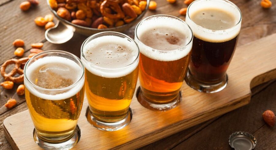 London: Historic London Pub Walking Tour - Choosing drinks without overspending
