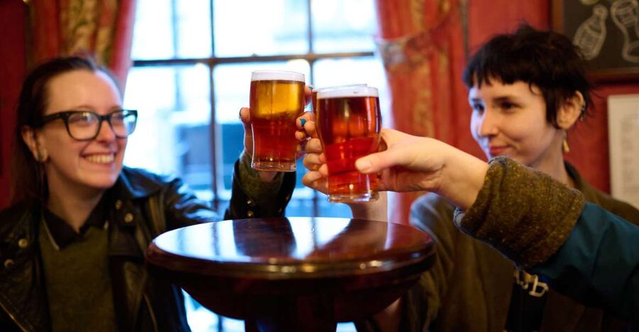 London: Historic Pubs, British Ales & Classic Dishes - Key things to know before you book