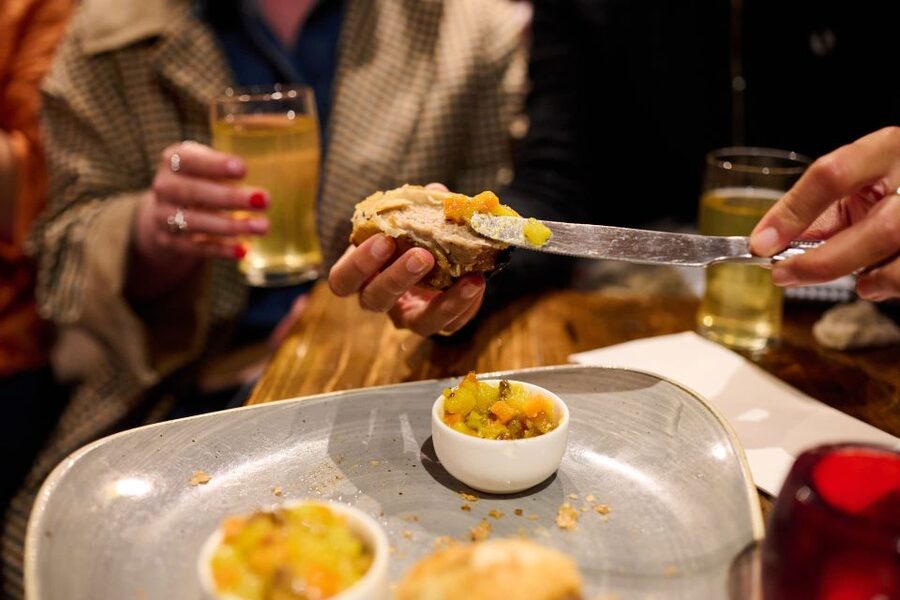 London: Historic Pubs, British Ales & Classic Dishes - Starting at St Andrew Holborn