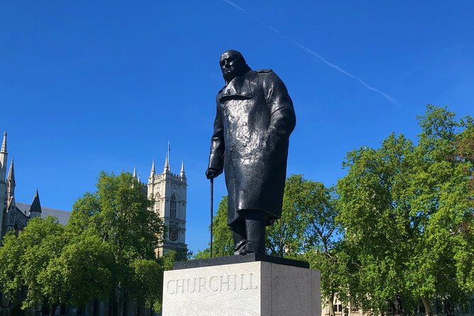 London in WW2 Walking Tour with Churchill War Rooms Visit - Parliament during the blackout