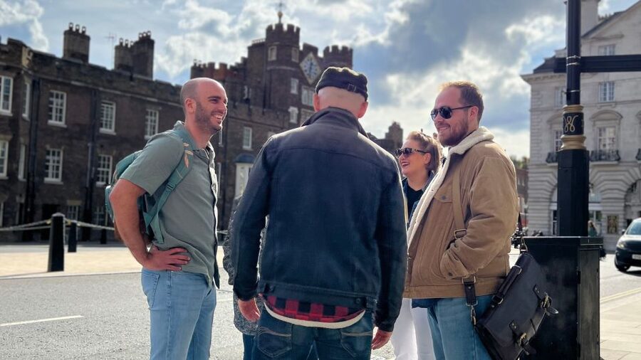 London: Royal Historic Pubs Walking Tour - Who should book this afternoon walk