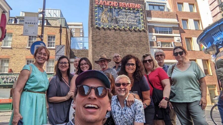 London: Soho Music and Historic Pubs Walking Tour - Meeting at Piccadilly Circus