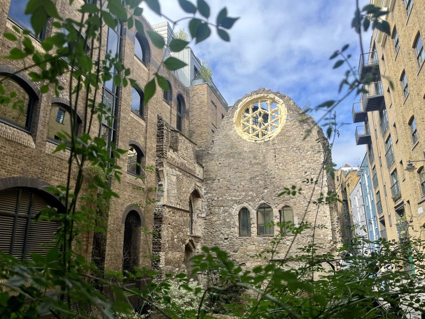 London: Witches and History Bankside Walking Tour - The Golden Hinde and Winchester Palace