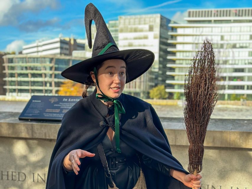 London: Witches and History Bankside Walking Tour - Clink Street and the darker side of Bankside
