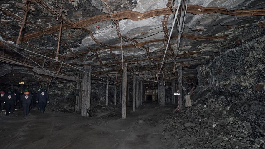 Longyearbyen: Historic Coal Mine Tour at Gruve 3 - Who should book, and who should skip it