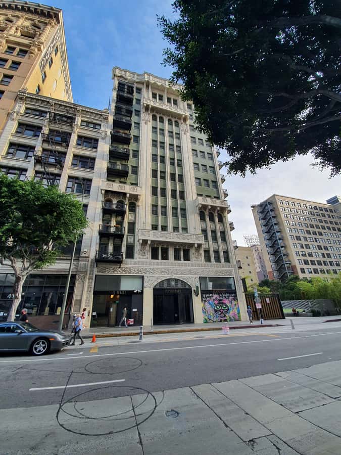 Los Angeles: Downtown History & Architecture Walking Tour - A private, question-led experience