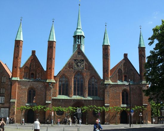 Lübeck: Hanseatic League History Walking Tour - Buddenbrook House and the world of Lübeck’s merchants