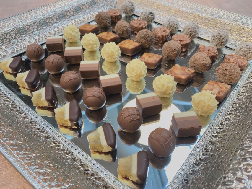 Lucerne CH Tour: Cheese, Chocolate, Chapel Bridge & Chateau - Lucerne Castle and the scenic lift