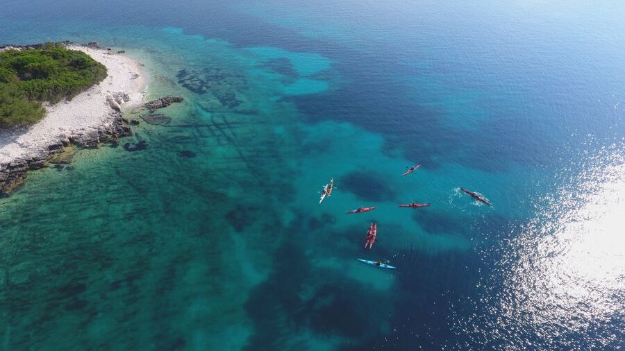 Lumbarda: Half-Day Kayaking and History with Wine delight - Starting in Tatinja Bay