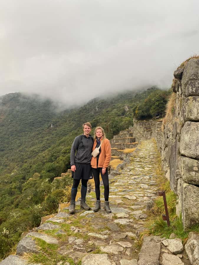 Machu Picchu: historical and photographic guided tour - Meeting in Aguas Calientes and riding up to the citadel