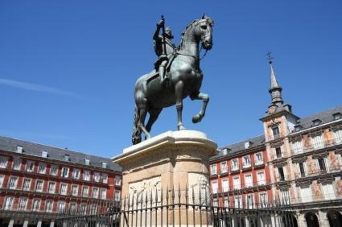 Madrid Essential: Historic Center, Plaza Mayor & Royal Palace - Starting at Puerta del Sol, Madrid’s city stage