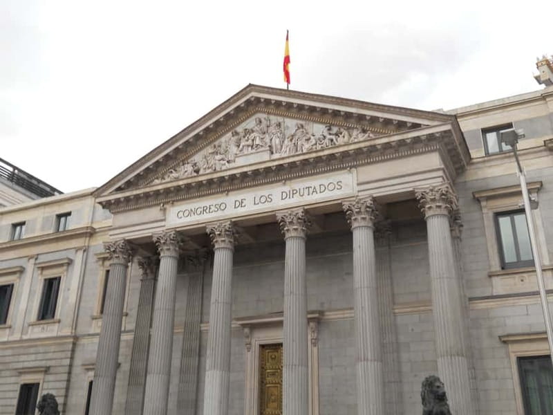 Madrid: Tour of the Historic City Center - Starting under the bear at Puerta del Sol