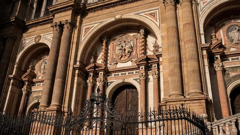 Málaga: 2-Hour Historical Center & Cathedral Tour - Starting at Málaga’s Glass Pyramid