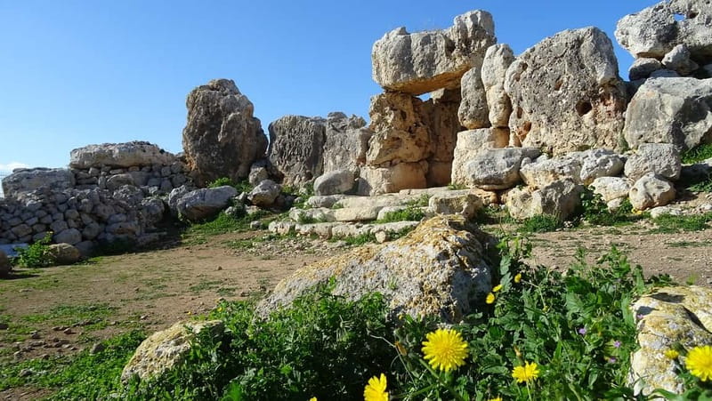 Malta: Pre-Historic Temples (Pickup, Tickets & Drop-off Inc) - Mnajdra rewards a slower final hour