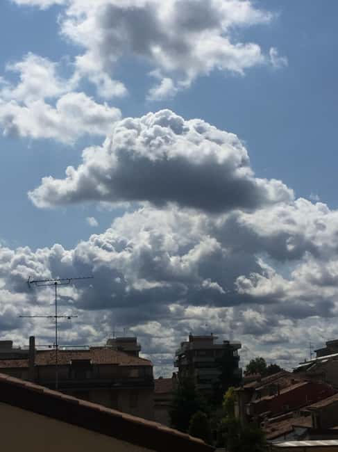 MANTOVAGANDO: Exploring Mantua's Historic Center - The Three Lakes clue and Mantua’s special views