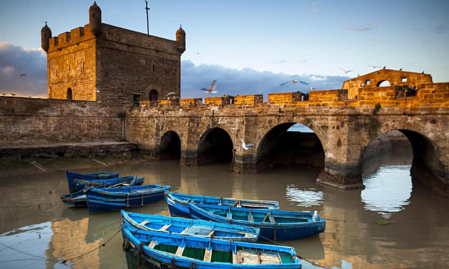 Marrakech: Day Trip to the Beautiful and Historic Essaouira - Entering the blue-and-white medina