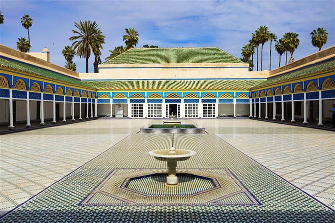 Marrakech Historical and Cultural Tour - Half Day City Tour - Following the guide into the souks