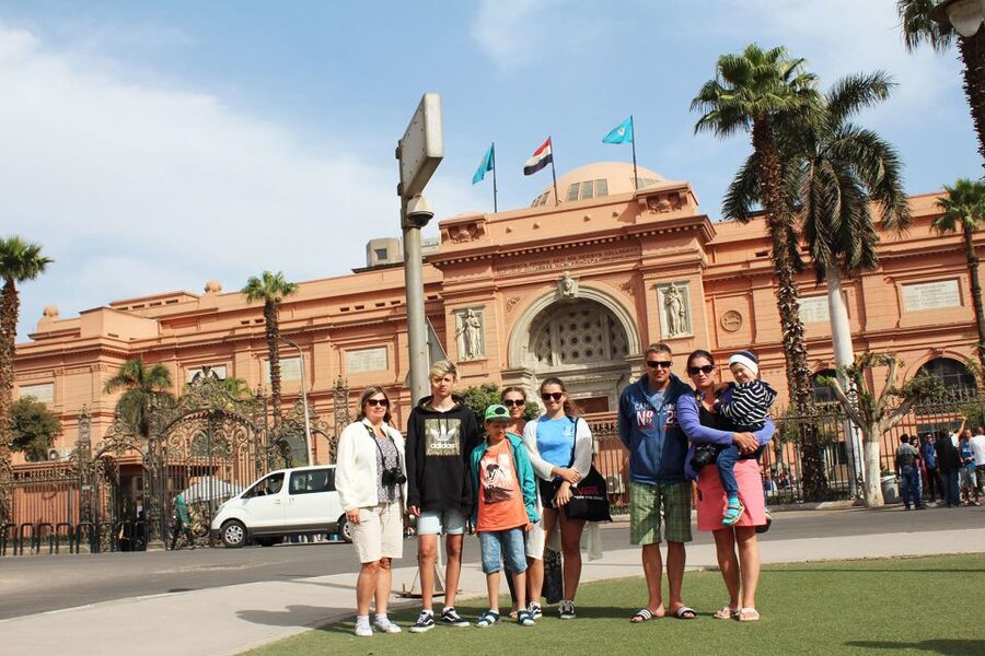 Marsa Alam: Ancient Cairo & Giza Pyramids Day Trip by Plane - Meeting the Great Sphinx