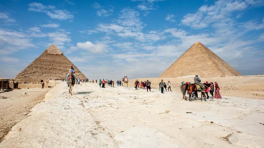 Marsa Alam: Ancient Cairo & Giza Pyramids Day Trip by Plane - Optional Nile boat cruise and extra costs