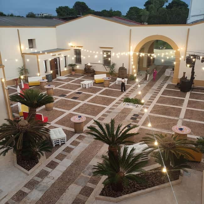 Marsala: Historic winery tour with wine tasting - From steel tanks to oak barrels