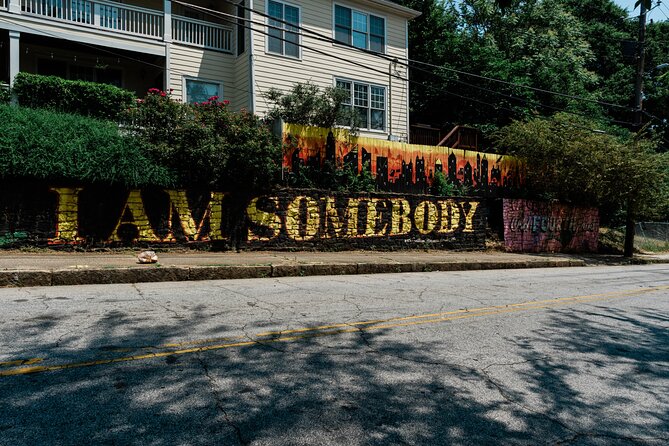 Martin Luther King Jr. History Walking Tour - How much walking and heat should you expect?
