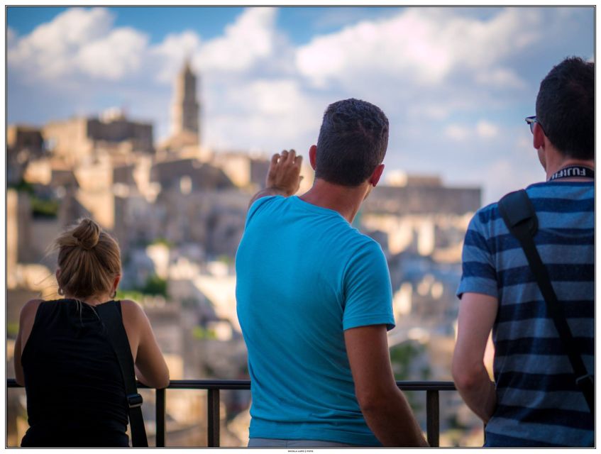 Matera's Sassi Walking Tour - History and Culture - Sasso Caveoso and the first layers of the city