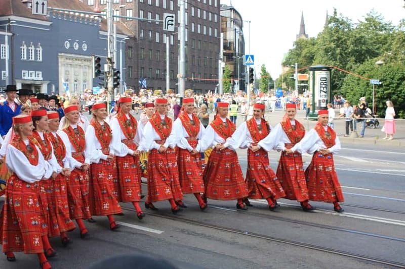 Medieval Tallinn 2-Hour Old Town Walking Tour - Is $37 a fair price?