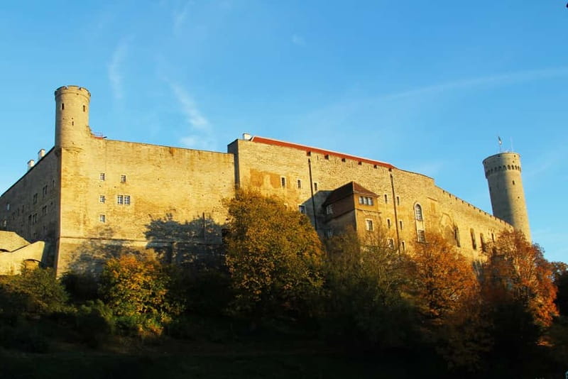 Medieval Tallinn 2-Hour Old Town Walking Tour - Narrow lanes, guilds, and medieval trade