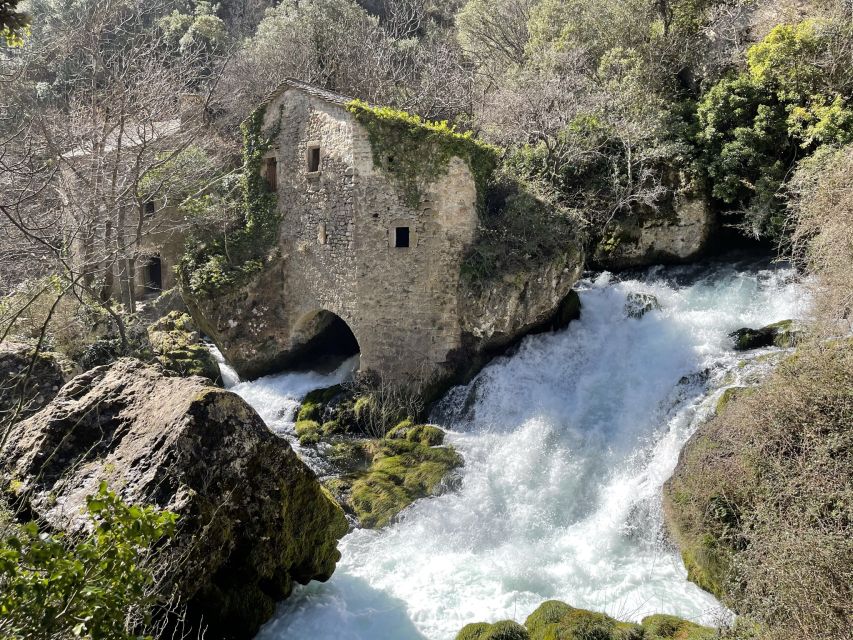 Montpellier: Visit Cirque of Navacelle and its medieval mill - A short stop in Vissec