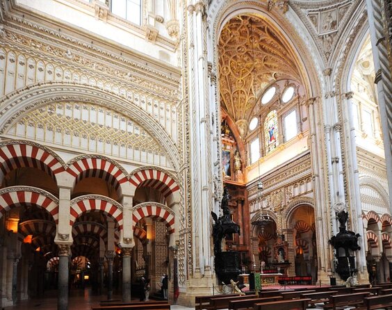 Mosque of Cordoba History Tour in English Tickets included - Key points at a glance