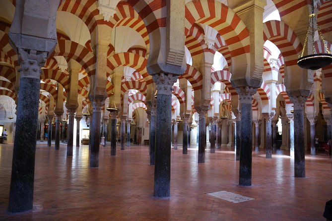 Mosque of Cordoba History Tour in English Tickets included - Why the Mosque-Cathedral needs a guide