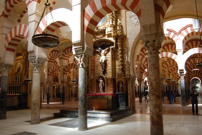 Mosque of Cordoba History Tour in English Tickets included - The mihrab, choir, and Renaissance nave