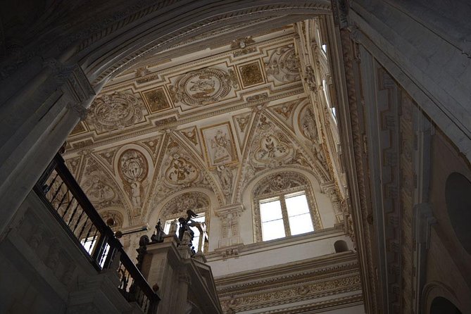 Mosque of Cordoba History Tour in English Tickets included - Group size, audio, and guide style