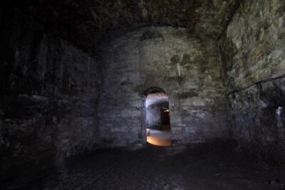 Multi-Sensory Small-Group Historic Vaults Tour in Edinburgh