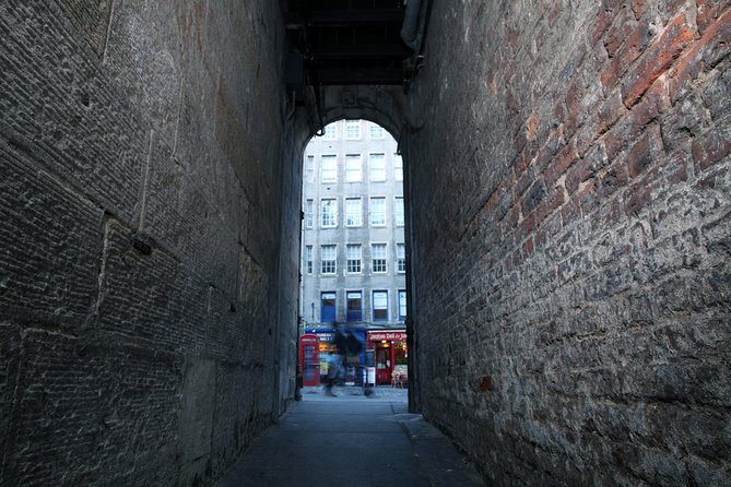 Multi-Sensory Small-Group Historic Vaults Tour in Edinburgh - How the price compares with the experience