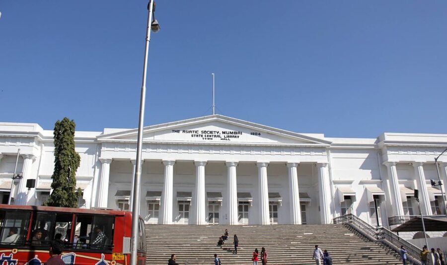 Mumbai: South Mumbai Heritage Walking Guided Tour - Is $28 a fair price?