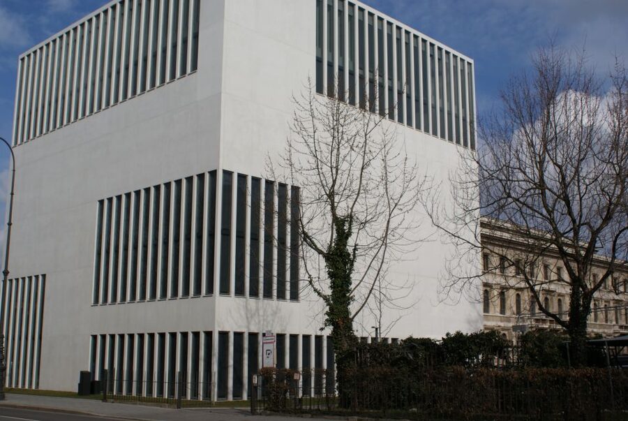 Munich: Nazi History 2-Hour Small Group Walking Tour - Key points at a glance