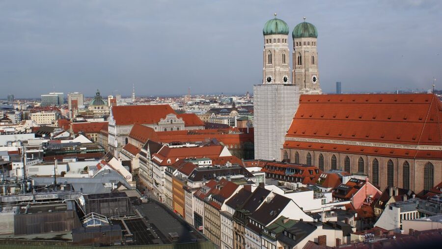 Munich: Nazi History 2-Hour Small Group Walking Tour - Hofbräuhaus and the politics of a beer hall