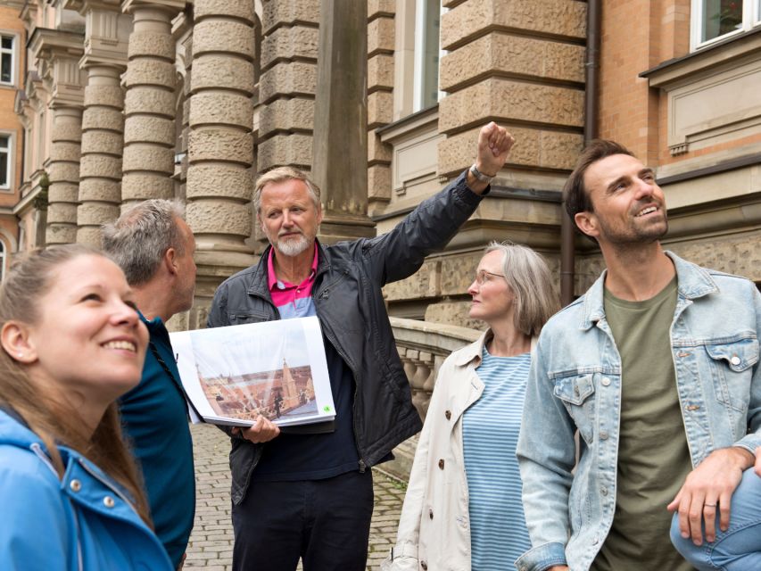 Münster: Old Town Historical Walking Tour by "Geo Epoche" - What the two-hour format feels like