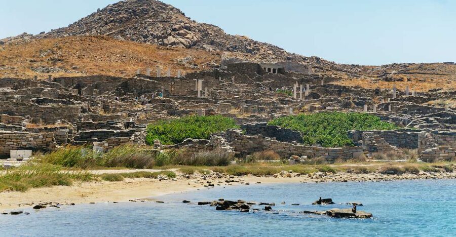 Mykonos Town: Archaeological Site of Delos Guided Day Trip - The 30-minute boat ride across the Aegean