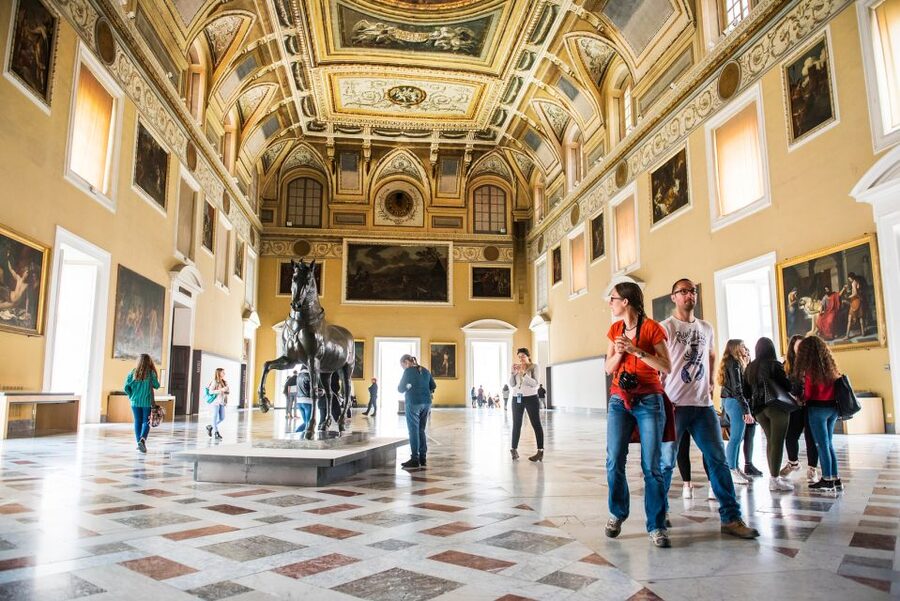 Naples Archaeological Museum 2-Hour Guided Private Tour - Roman homes brought back through frescoes and silver