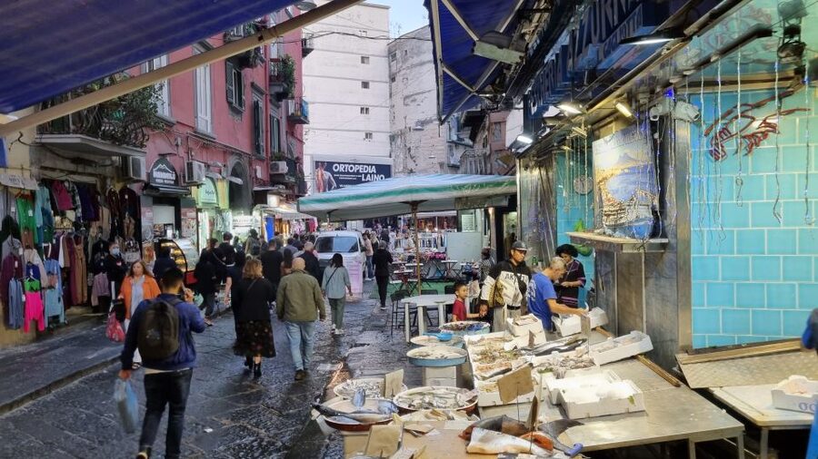 Naples: Historic City Center Guided Walking Tour - Who should take this walking tour?