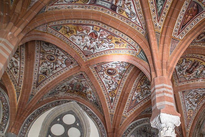 Naples Walking Tour with Underground Roman Ruins Ticket - San Gregorio Armeno and the flavor of daily Naples