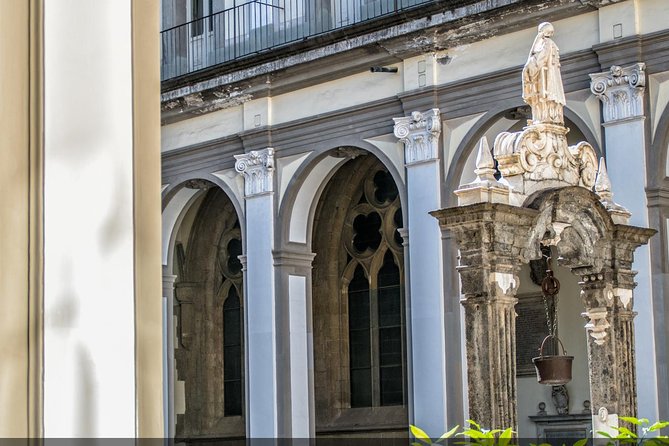 Naples Walking Tour with Underground Roman Ruins Ticket - San Lorenzo Maggiore and the Roman market below